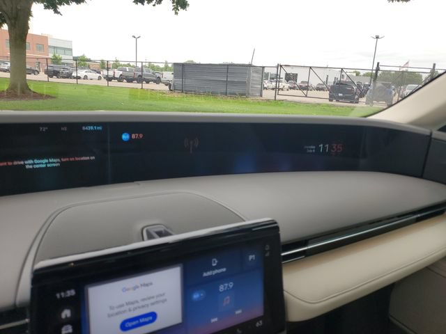 Certified 2024 Lincoln Nautilus Reserve w/ Equipment Group 202A AWD/4WD image 16