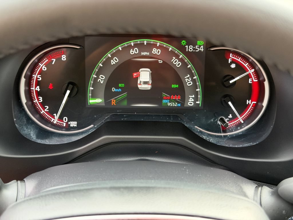 Used 2025 Toyota RAV4 XLE w/ Convenience Package AWD/4WD image 15