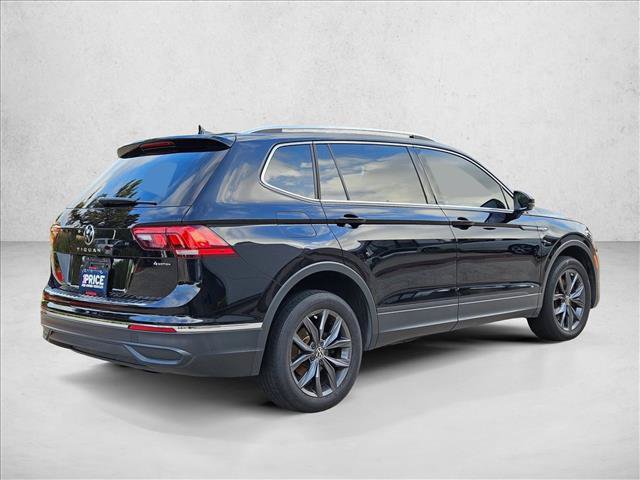 Used 2022 Volkswagen Tiguan SE AWD/4WD image 5