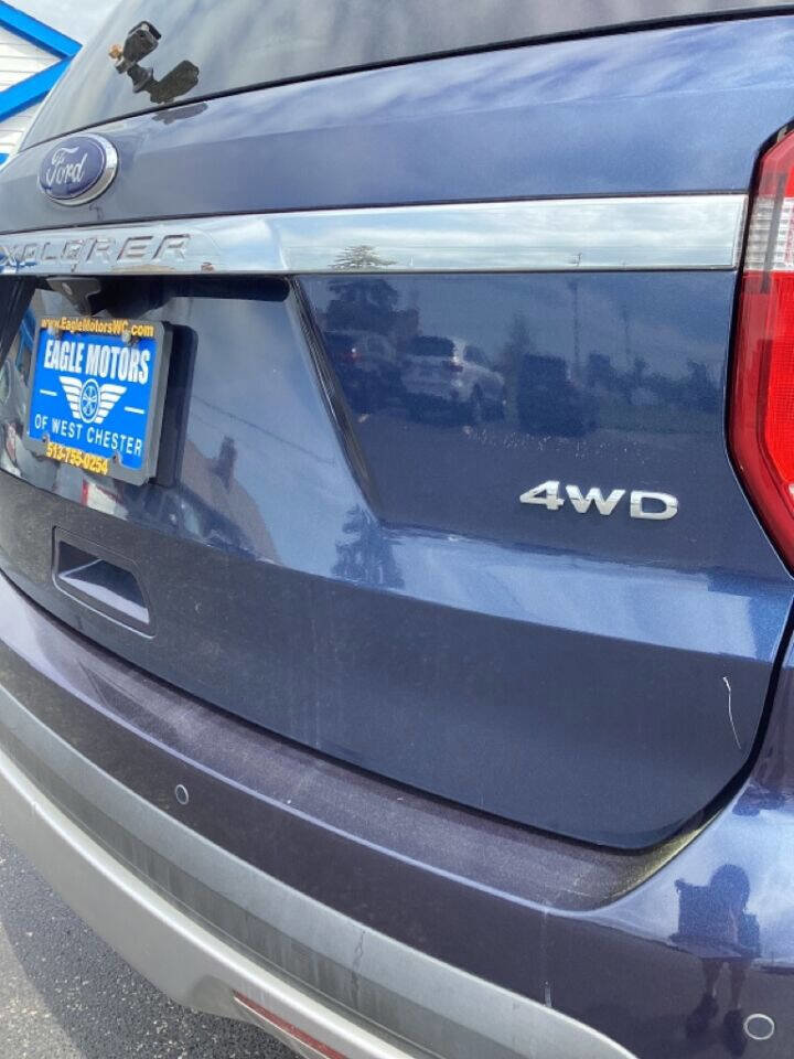 Used 2017 Ford Explorer XLT AWD/4WD image 19