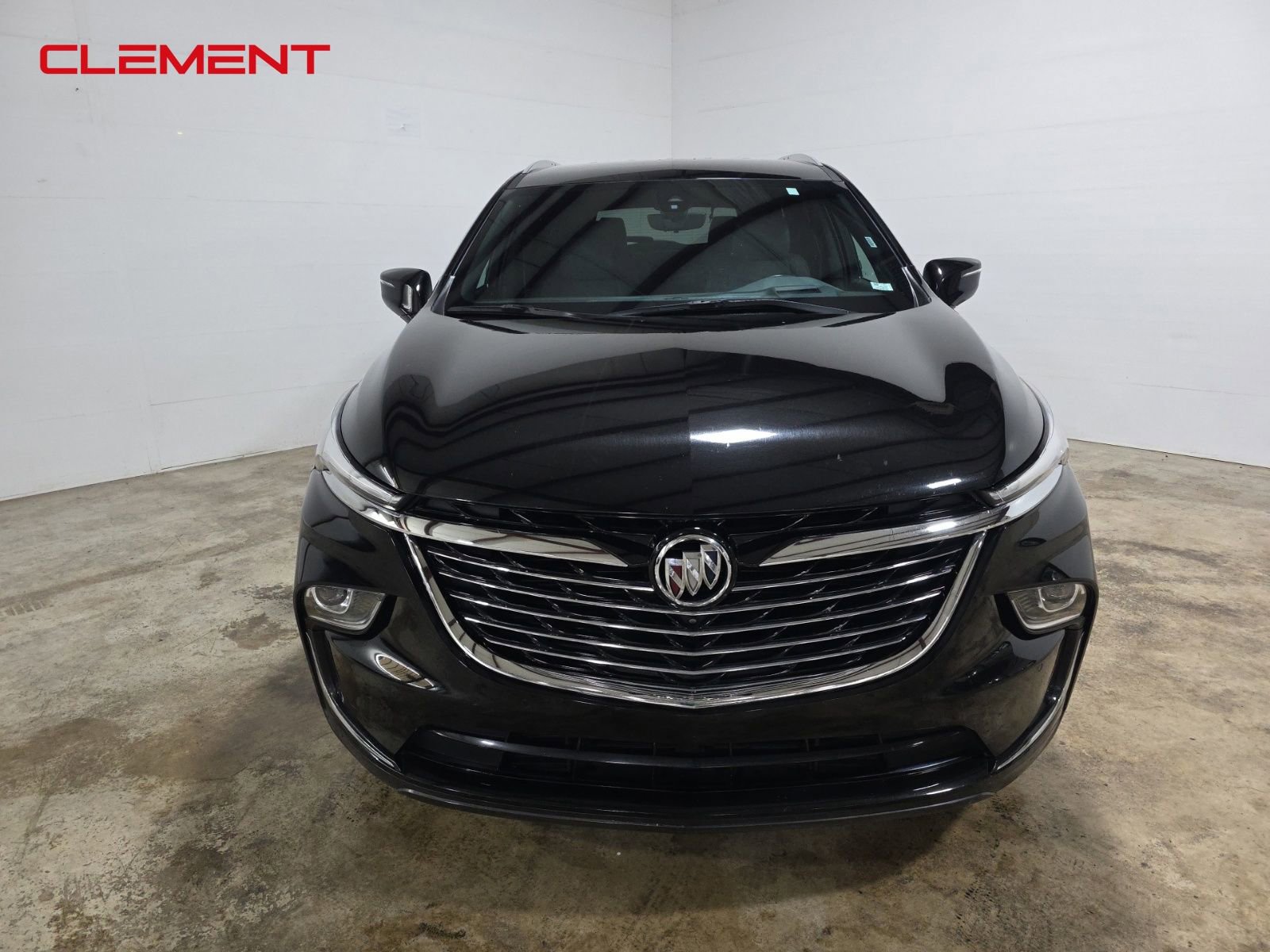 Used 2024 Buick Enclave Premium image 2