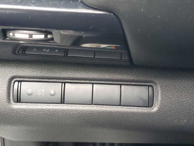 Certified 2025 Nissan Pathfinder S image 28