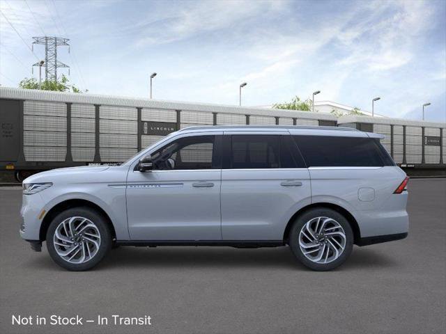 New 2026 Lincoln Navigator Reserve AWD/4WD image 3