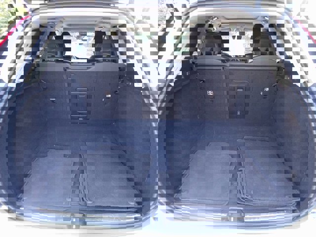 Certified 2025 Volvo XC60 B5 Plus image 24