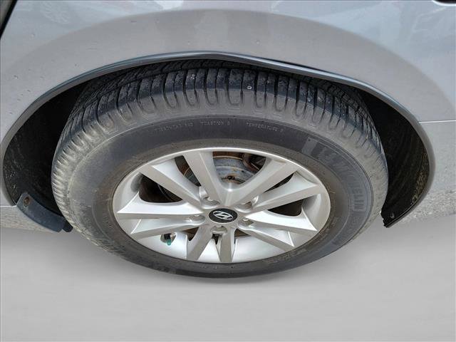 Used 2017 Hyundai Sonata SE FWD image 12