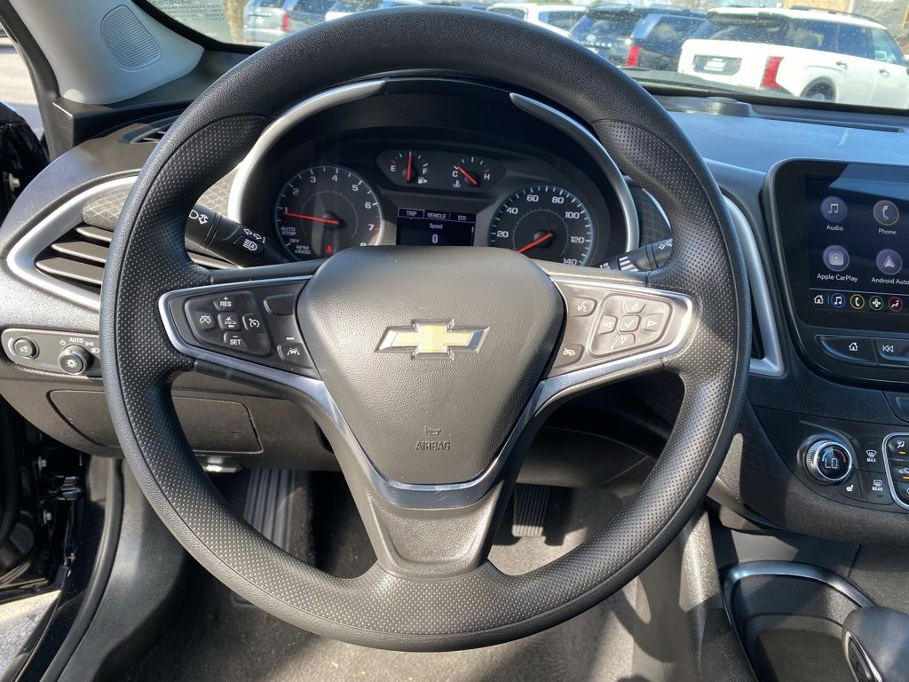 Used 2024 Chevrolet Malibu LT image 18