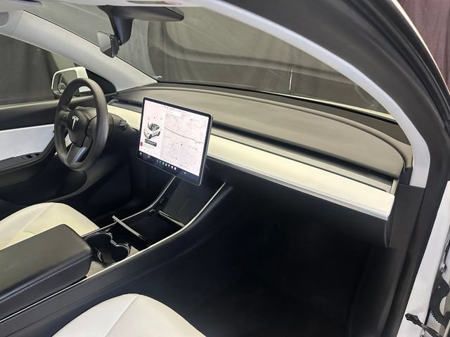 Used 2020 Tesla Model Y Long Range AWD/4WD image 17