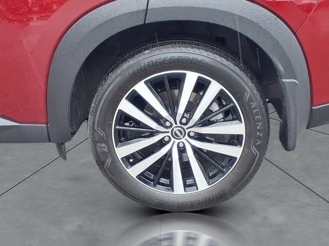 Certified 2025 Nissan Pathfinder Platinum w/ Cargo Package FWD image 5
