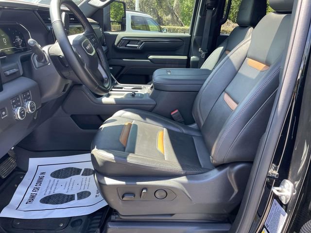 Used 2025 GMC Sierra 2500 AT4 w/ AT4 Premium Plus Package AWD/4WD image 11