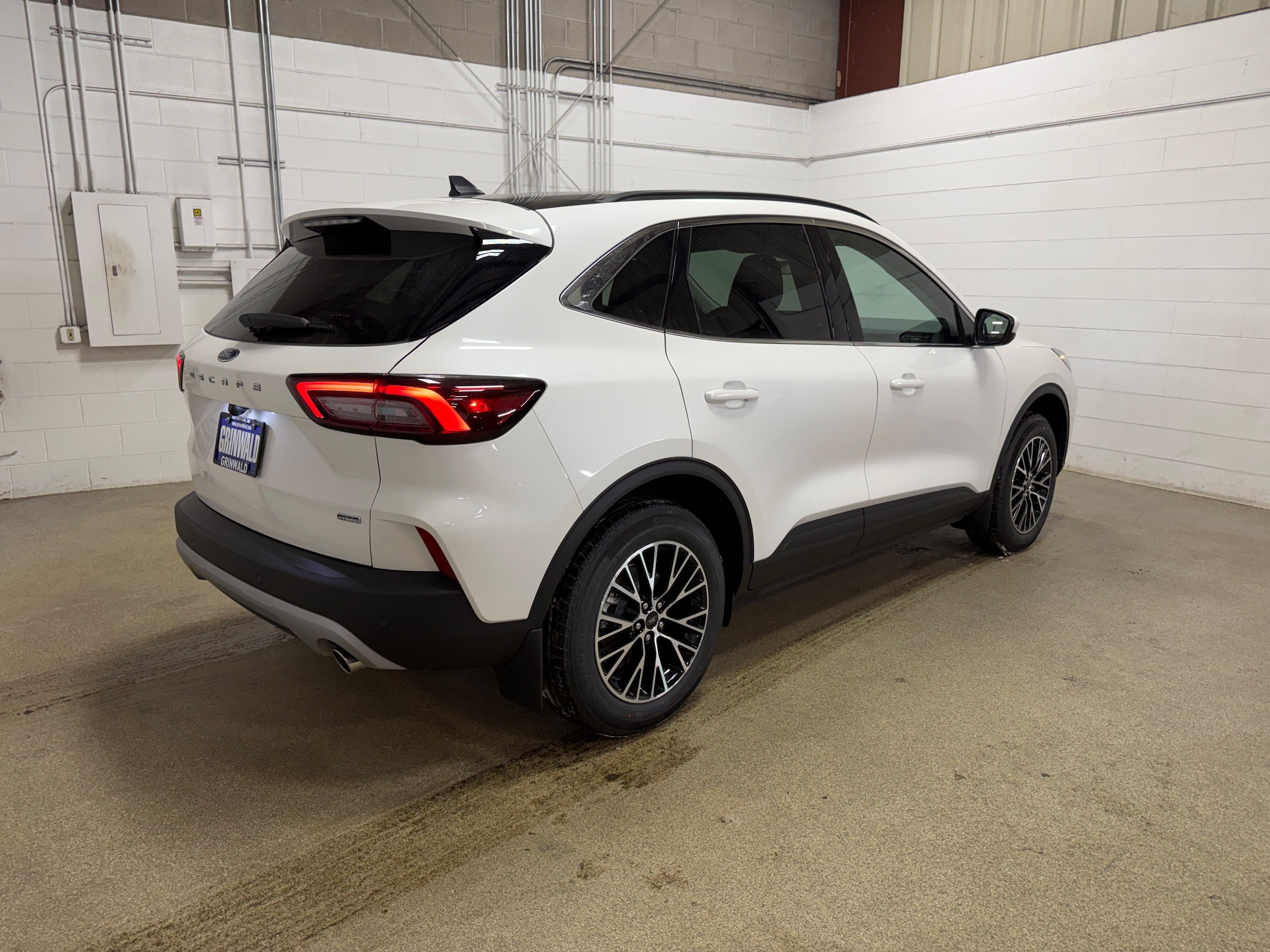 New 2026 Ford Escape SE FWD image 7