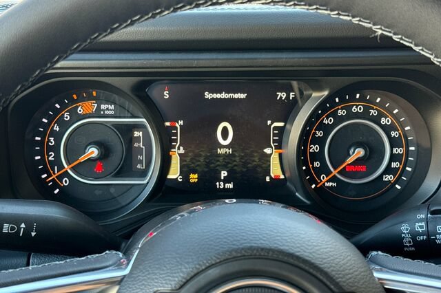 New 2027 Jeep Wrangler Unlimited Sahara AWD/4WD image 21
