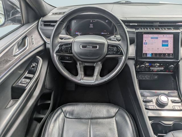 Used 2022 Jeep Grand Cherokee Overland AWD/4WD image 17