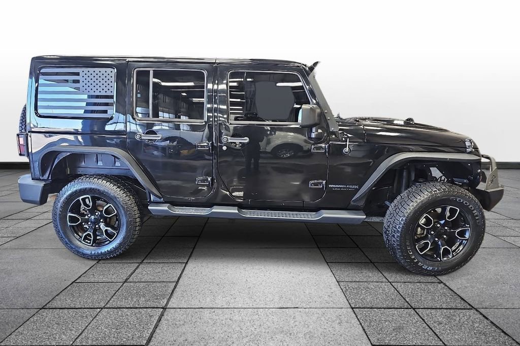 Used 2018 Jeep Wrangler Unlimited Sahara image 4