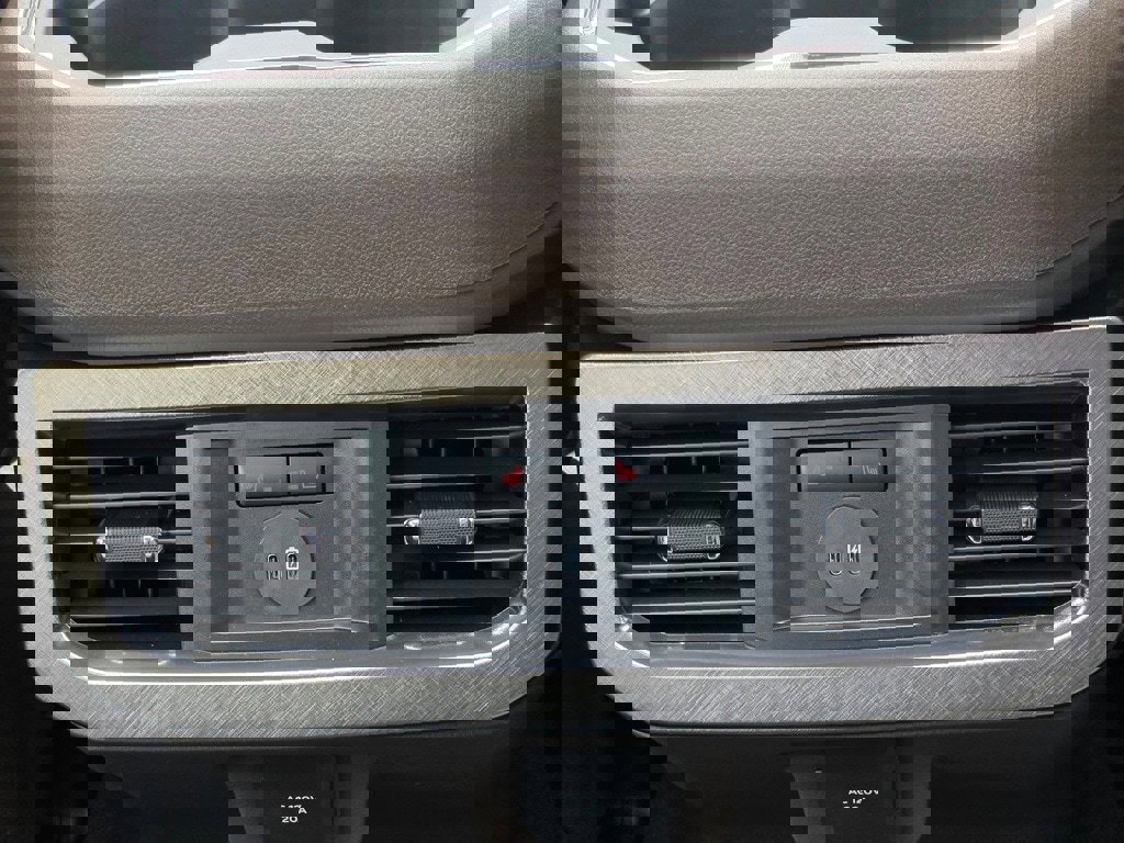 New 2025 Ford F350 King Ranch w/ Chrome Package image 22