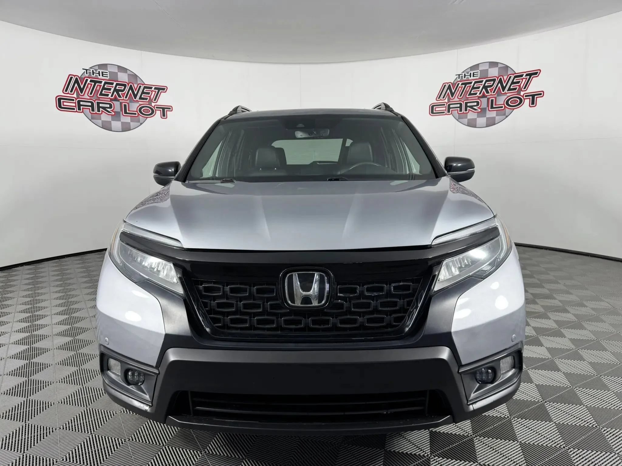 Used 2019 Honda Passport Touring image 2