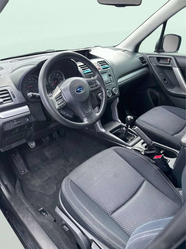 Used 2015 Subaru Forester 2.5i AWD/4WD image 20