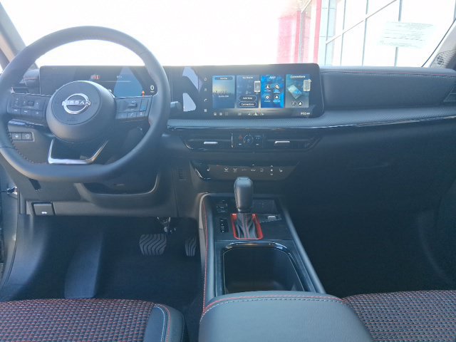 New 2027 Nissan Kicks SR w/ Cold Weather Package FWD image 19