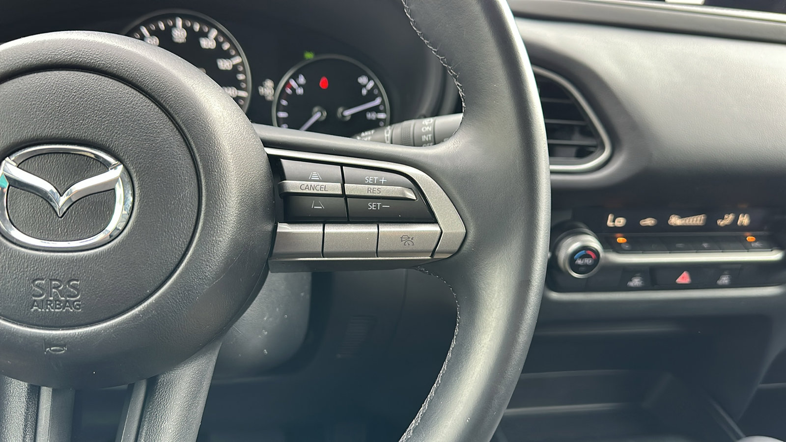 Used 2023 MAZDA CX-30 AWD 2.5 S w/ Select Package image 16