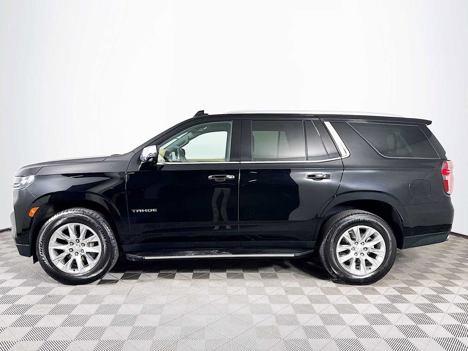 Used 2023 Chevrolet Tahoe Premier AWD/4WD image 8
