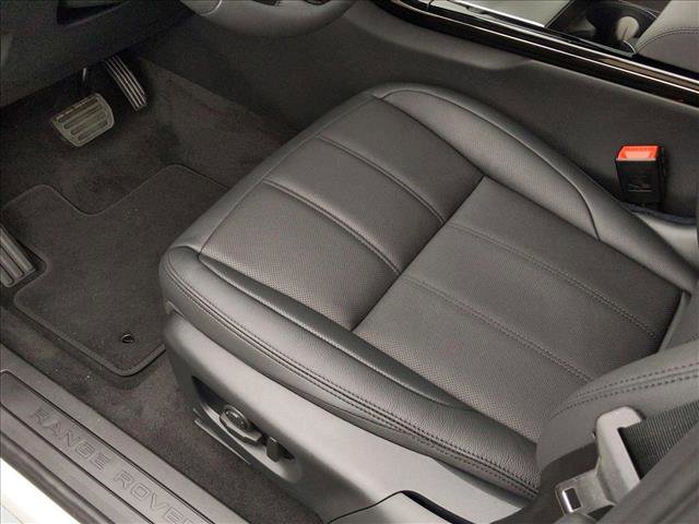 New 2026 Land Rover Range Rover Evoque S image 4