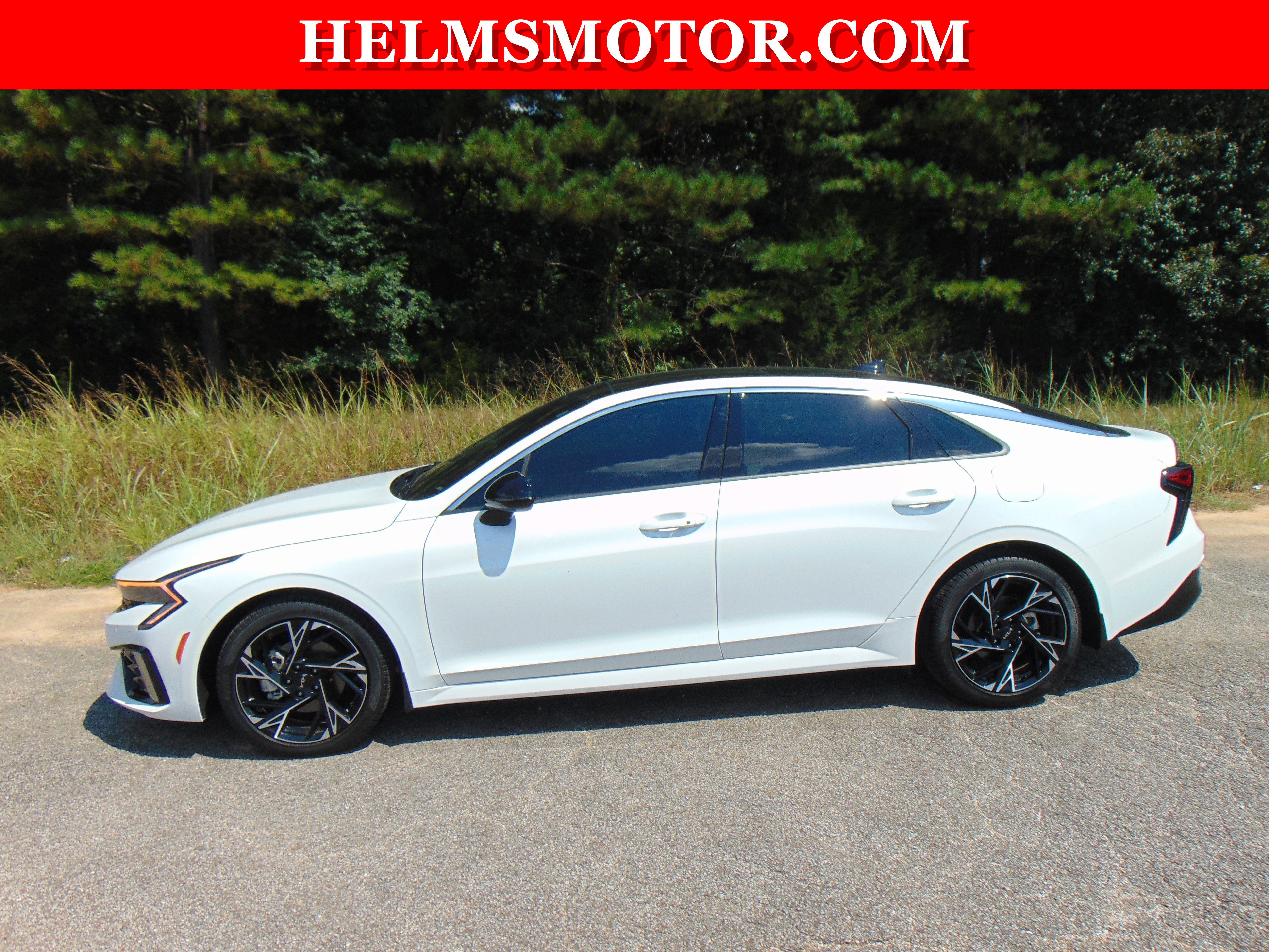 Used 2025 Kia K5 GT-Line w/ GT-Line Premium Package image 1