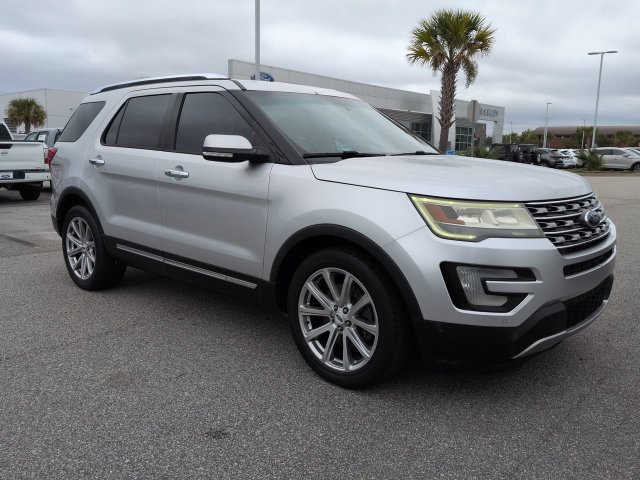 Used 2016 Ford Explorer Limited FWD image 2