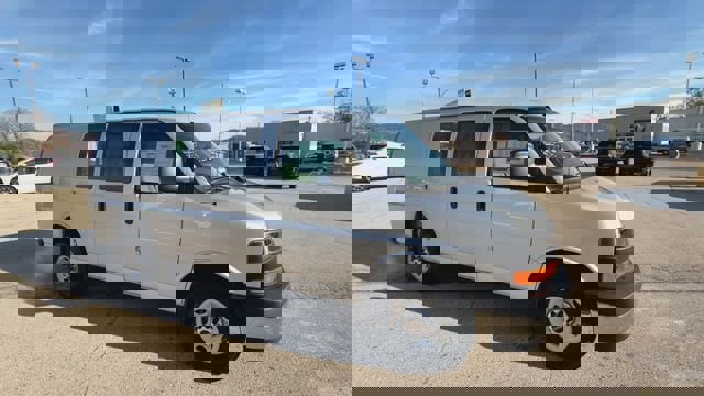 New 2025 GMC Savana 2500 w/ Driver Convenience Package image 31