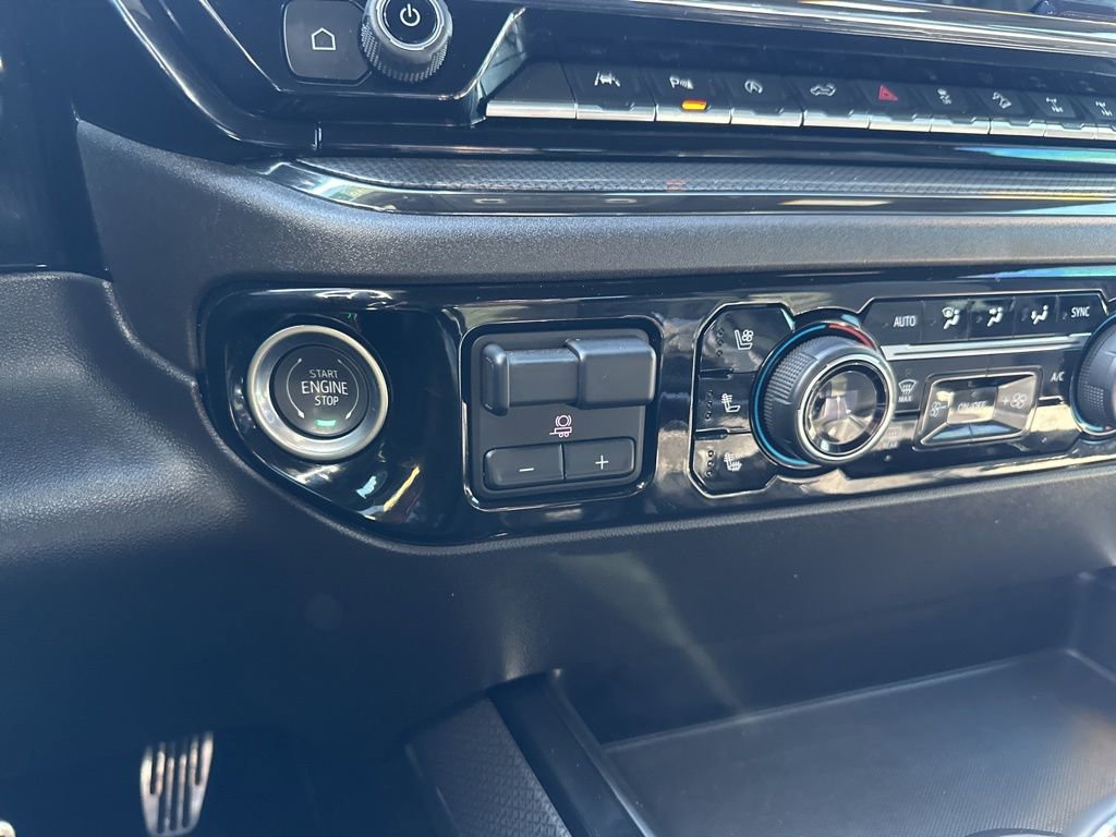 Used 2024 Chevrolet Silverado 1500 ZR2 w/ Technology Package image 5