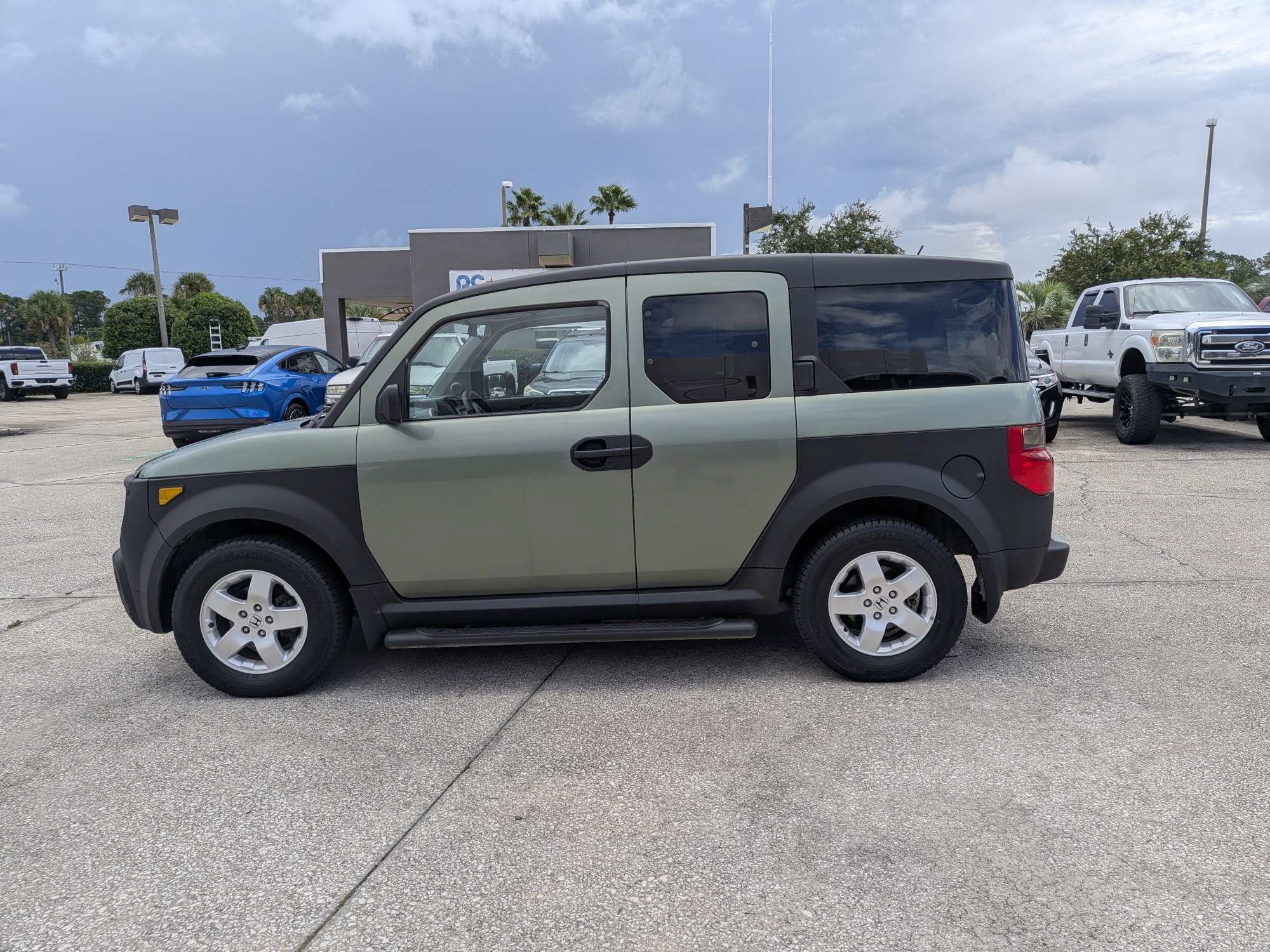 Used 2005 Honda Element EX image 7