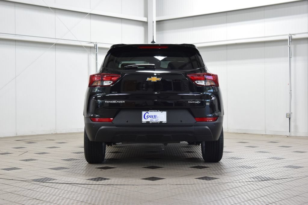 New 2026 Chevrolet TrailBlazer LS w/ LS Convenience Package FWD image 7