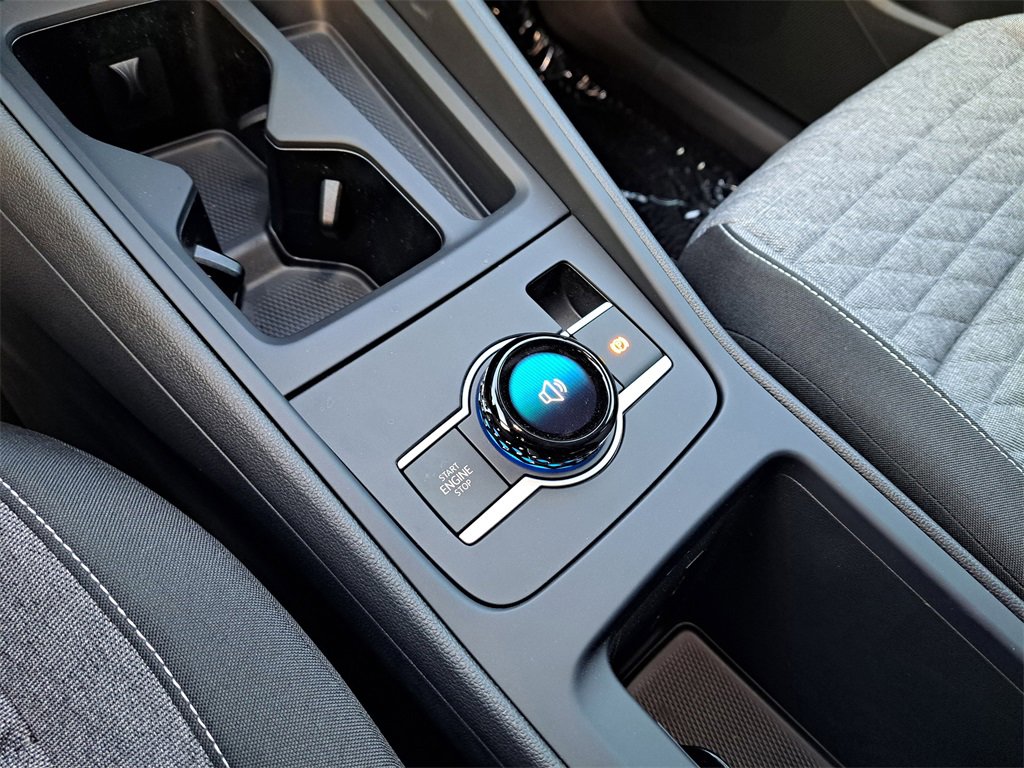 New 2026 Volkswagen Tiguan S image 9