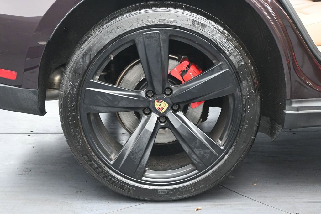 Used 2023 Porsche Macan S image 13