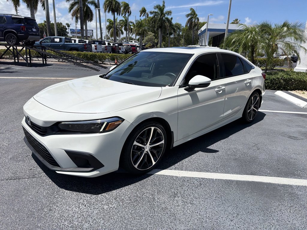 Certified 2024 Honda Civic Touring image 4