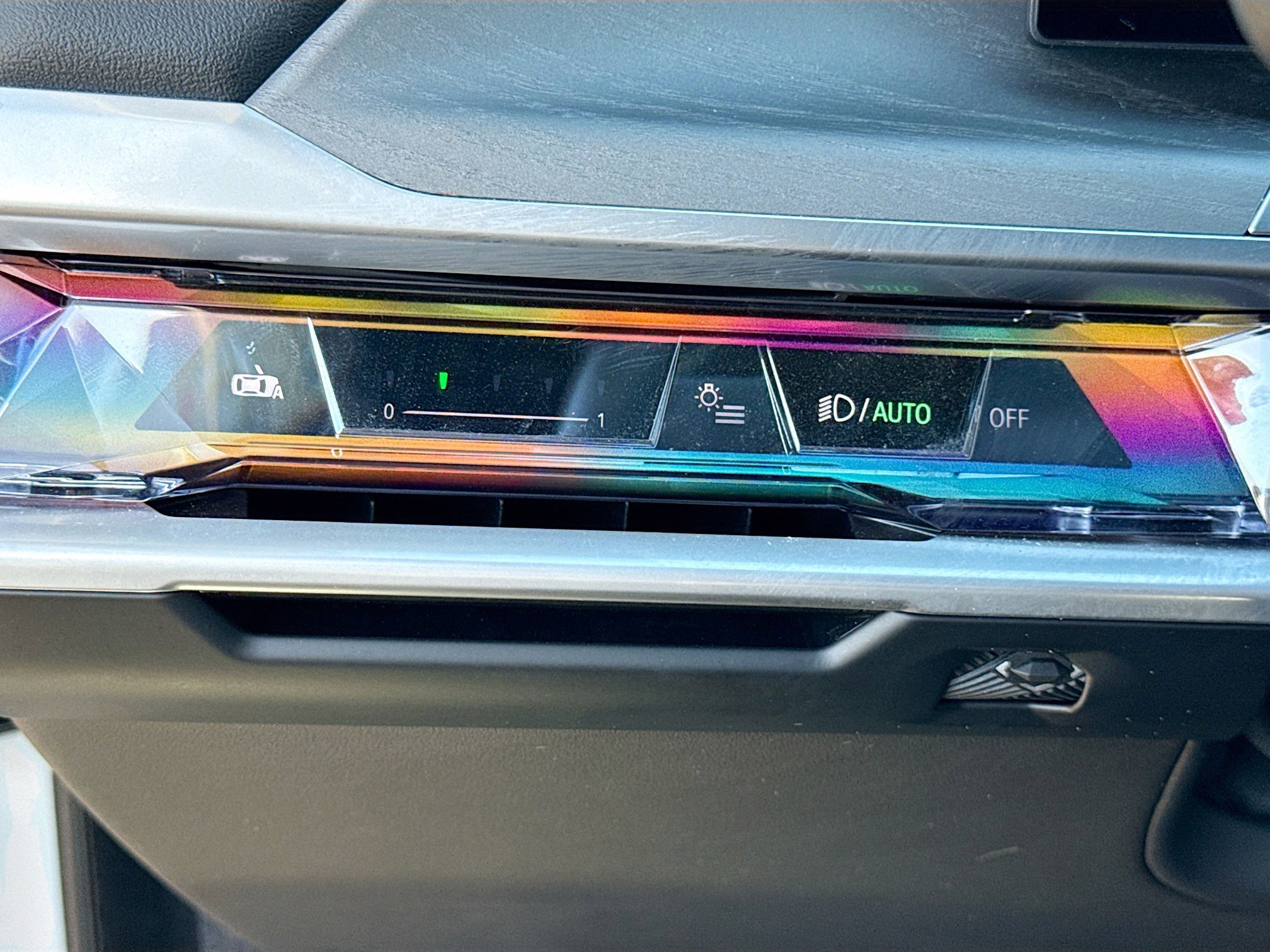 Used 2023 BMW 760i xDrive w/ Executive Package image 34