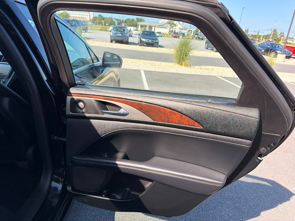 Used 2018 Lincoln MKZ Reserve w/ Magnetic Appearance Package AWD/4WD image 16