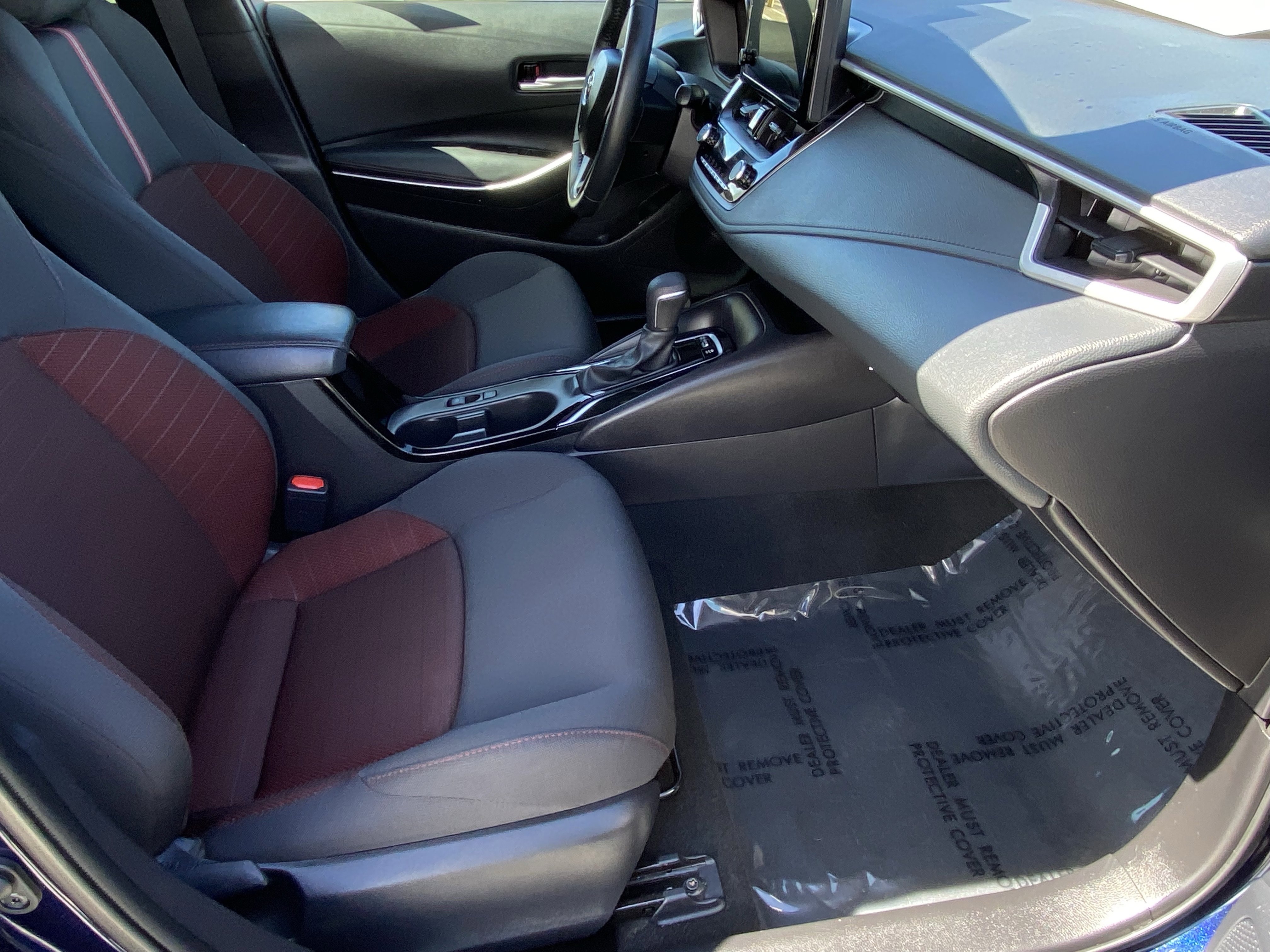 Certified 2025 Toyota Corolla SE FWD image 10