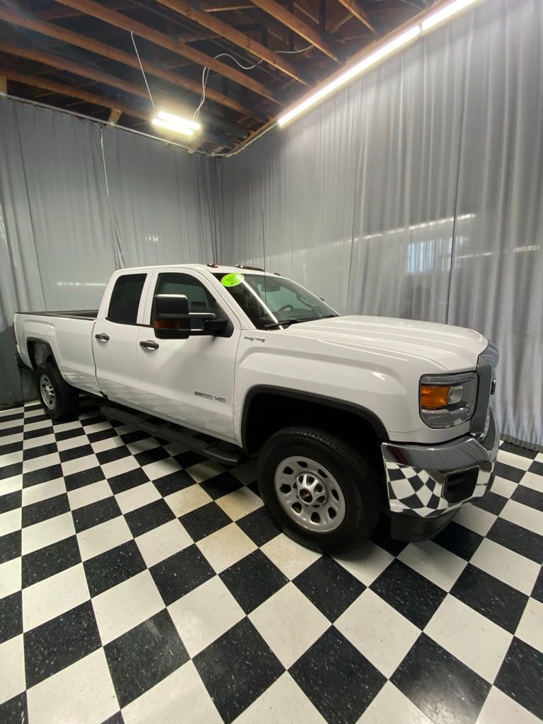 Used 2019 GMC Sierra 2500 4x4 Double Cab w/ Sierra Convenience Package image 2
