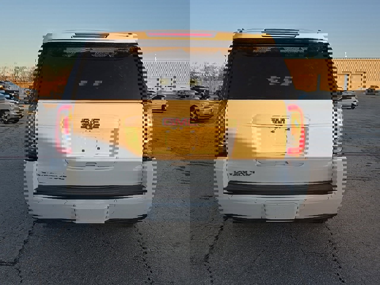 Used 2020 GMC Yukon XL SLT image 5