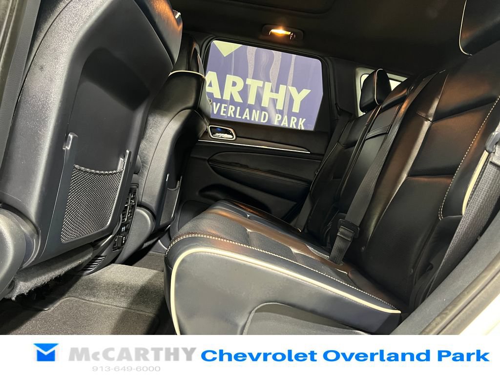 Used 2015 Jeep Grand Cherokee Overland AWD/4WD image 30