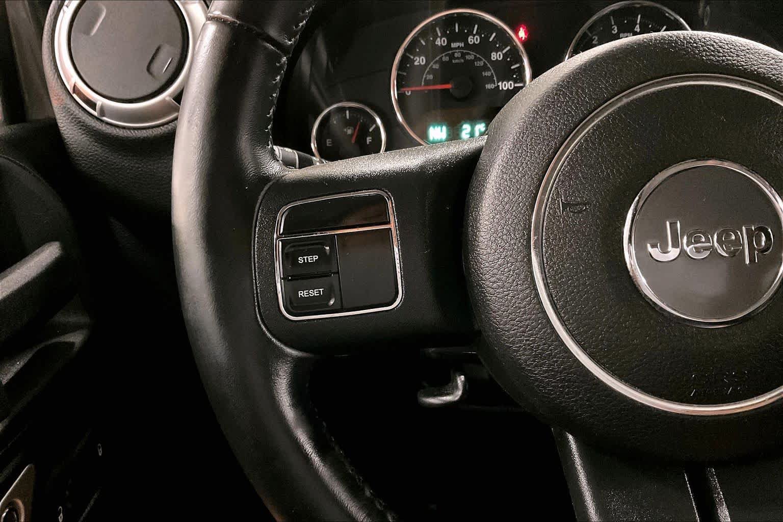 Used 2014 Jeep Wrangler Sahara AWD/4WD image 23