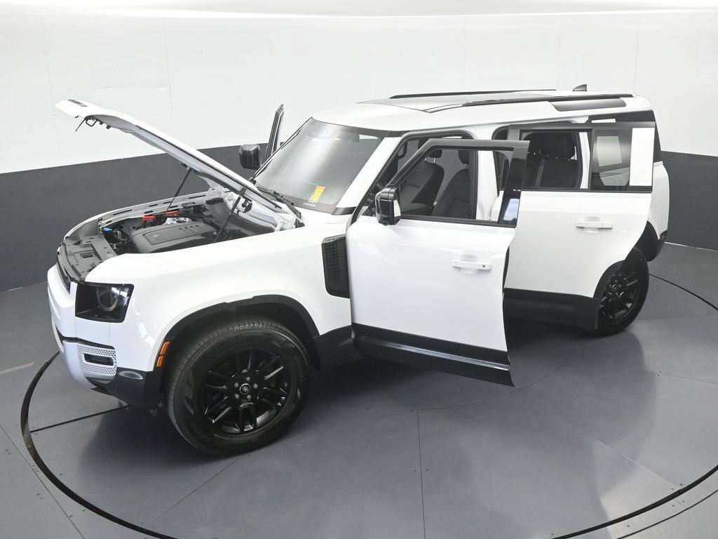 Used 2025 Land Rover Defender 110 S AWD/4WD image 81