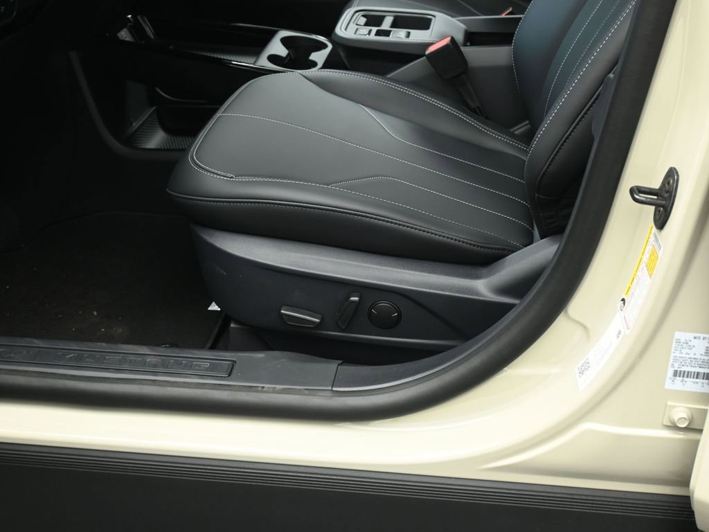 New 2026 Ford Mustang Mach-E Select RWD image 10