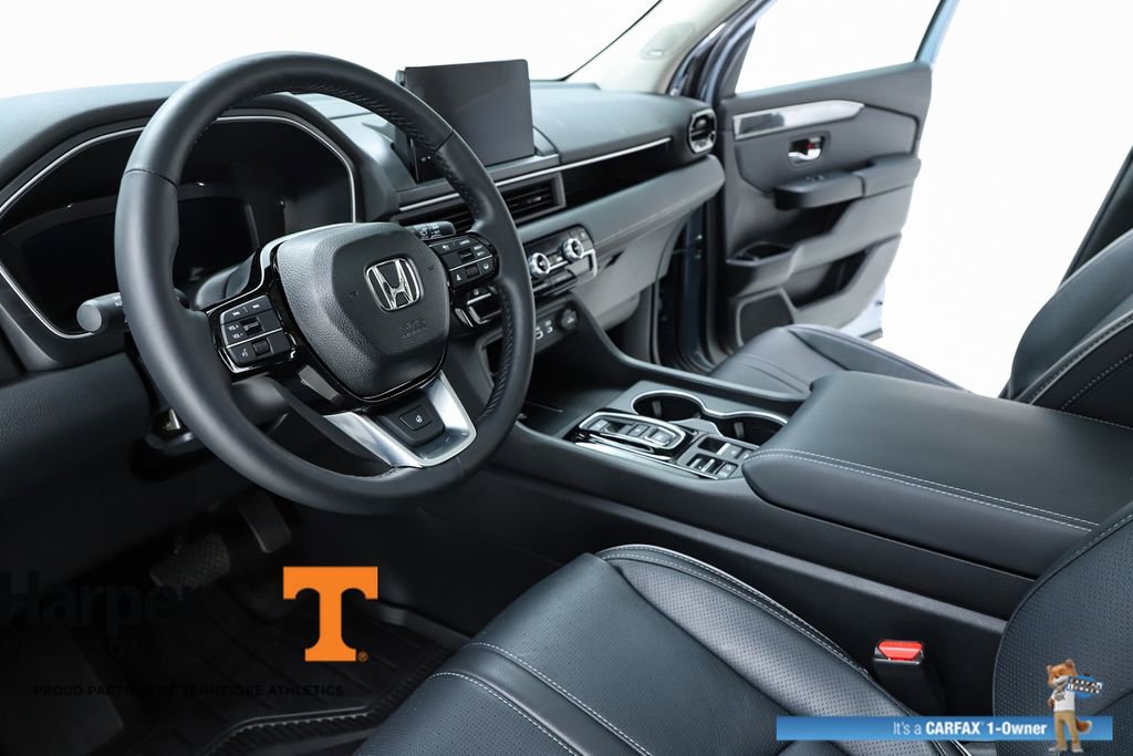 Used 2025 Honda Pilot Elite image 19