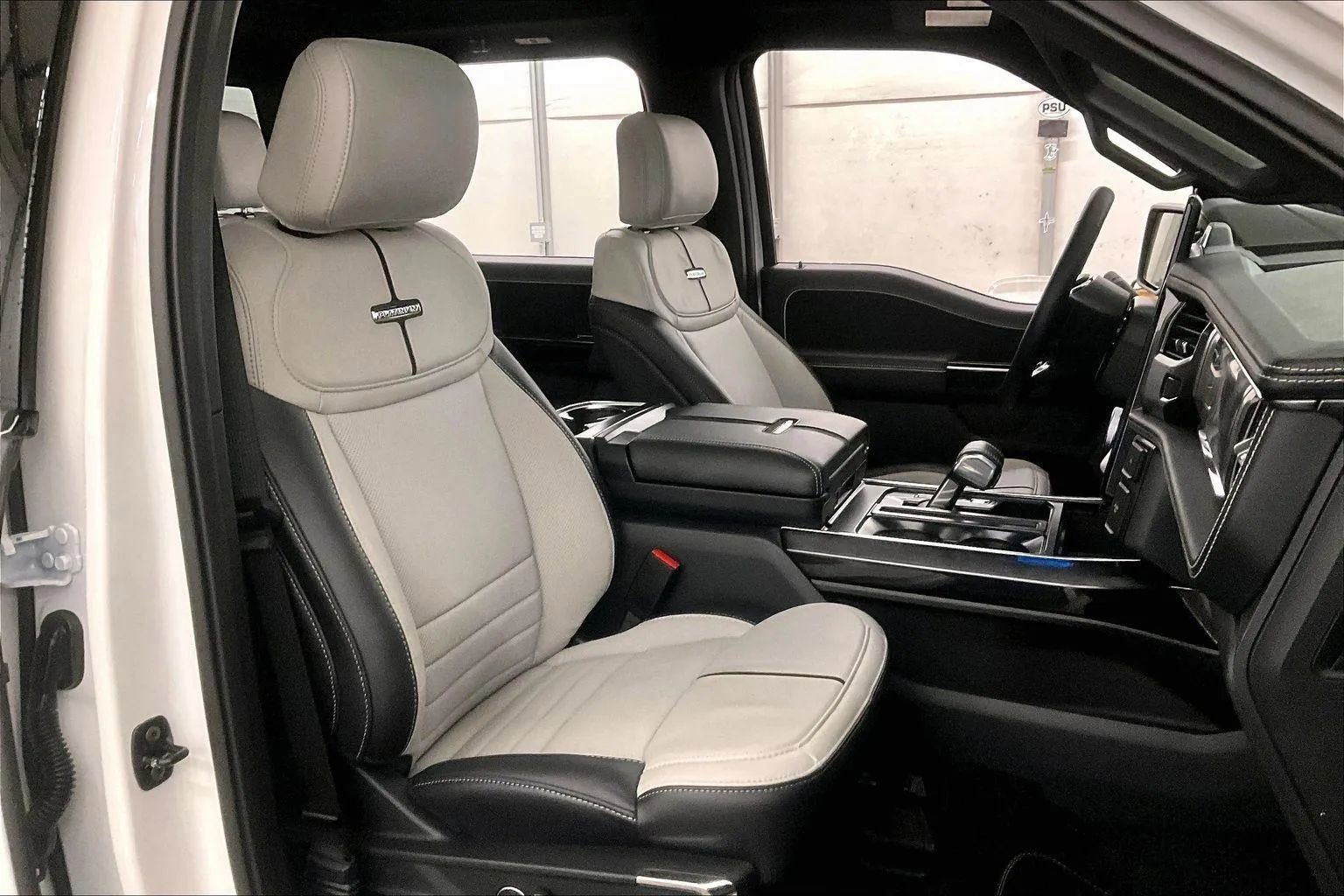 New 2025 Ford F150 Lightning Platinum image 7