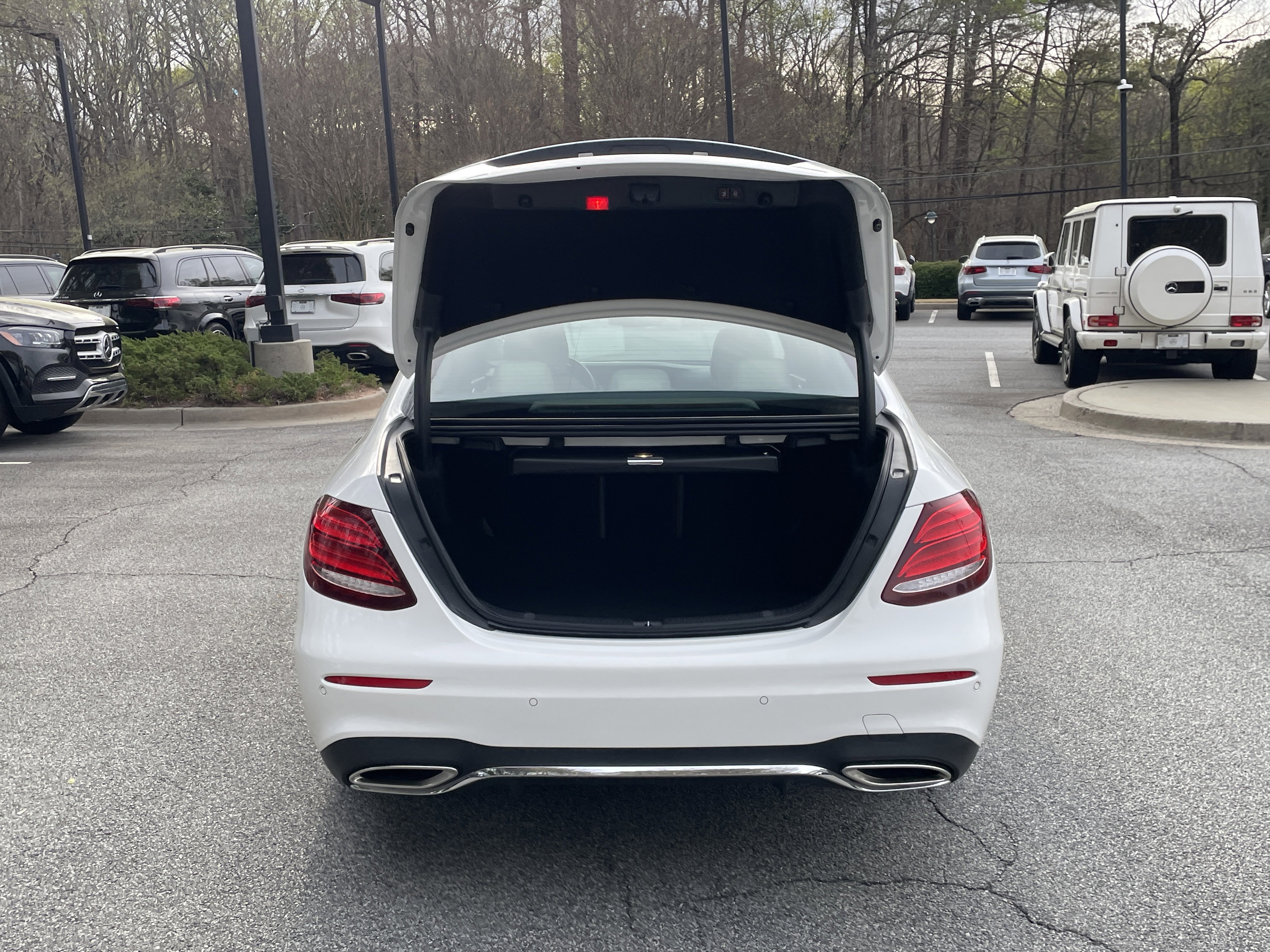 Used 2019 Mercedes-Benz E 450 4MATIC Sedan image 9