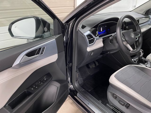 New 2026 Volkswagen Taos SE AWD/4WD image 12