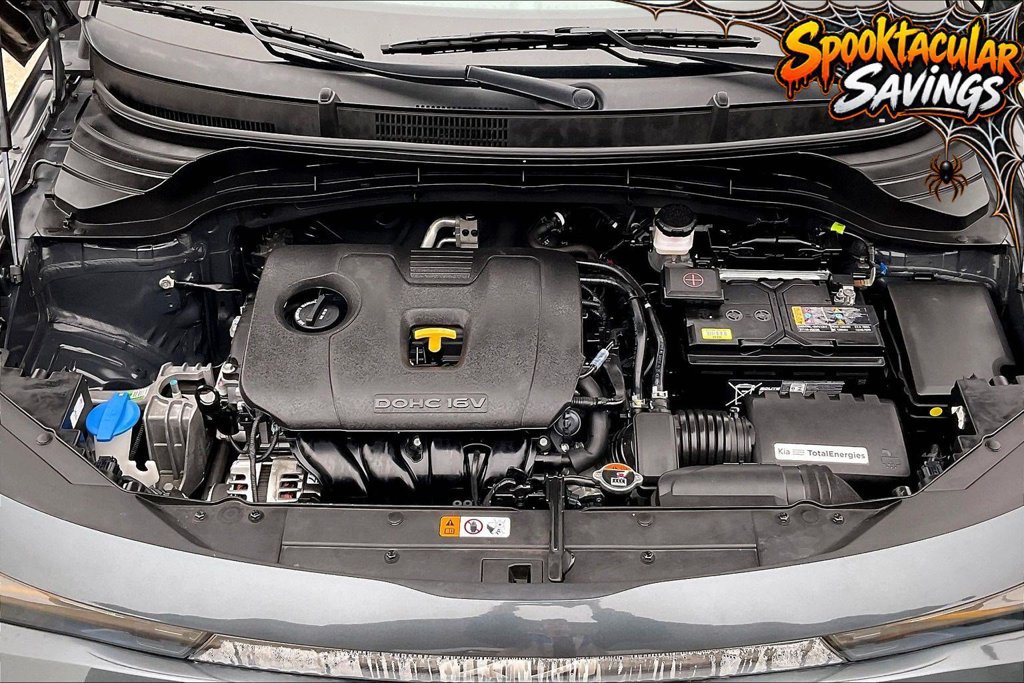Used 2025 Kia Soul LX w/ LX Technology Package FWD image 9