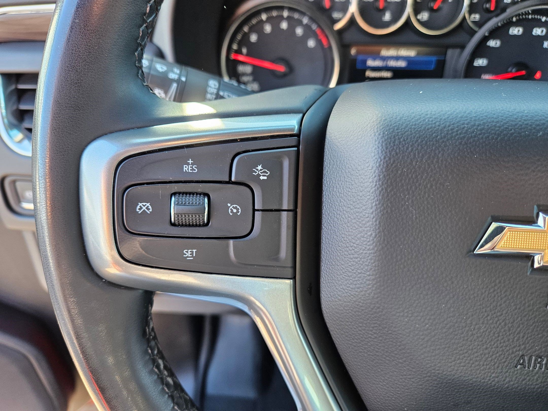 Used 2023 Chevrolet Tahoe LS w/ Driver Alert Package AWD/4WD image 17
