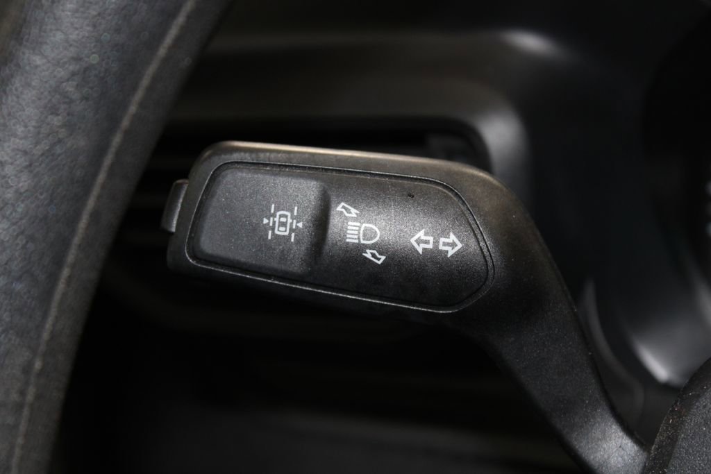 Used 2020 Ford Explorer 2WD image 39