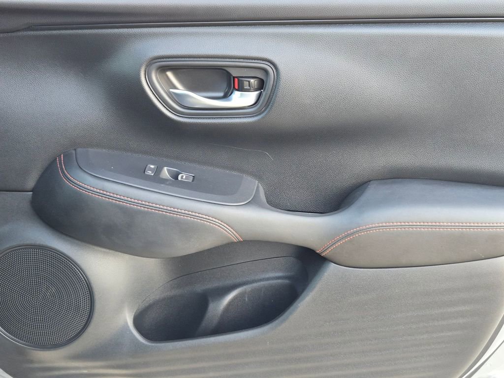 Used 2025 Honda HR-V Sport image 28